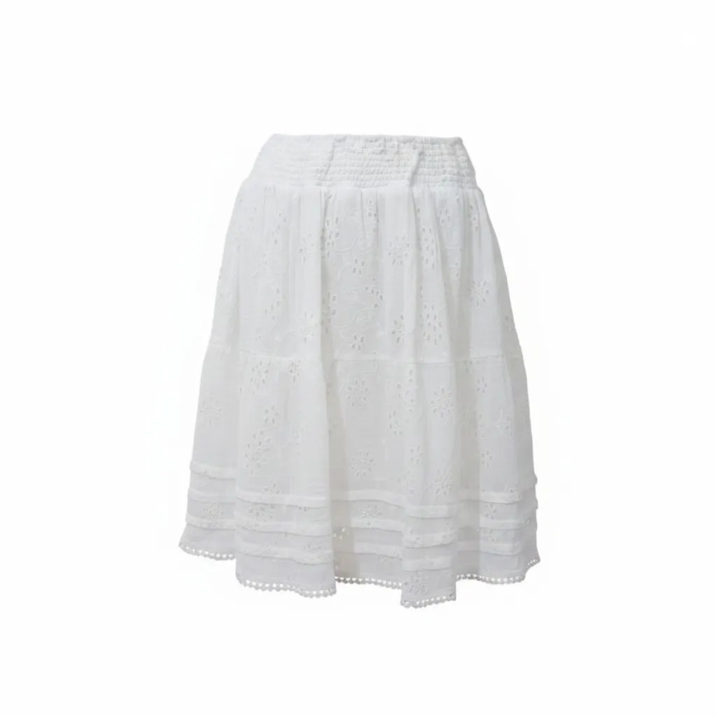 SB01 BLANC BUSTE CARRE.webp